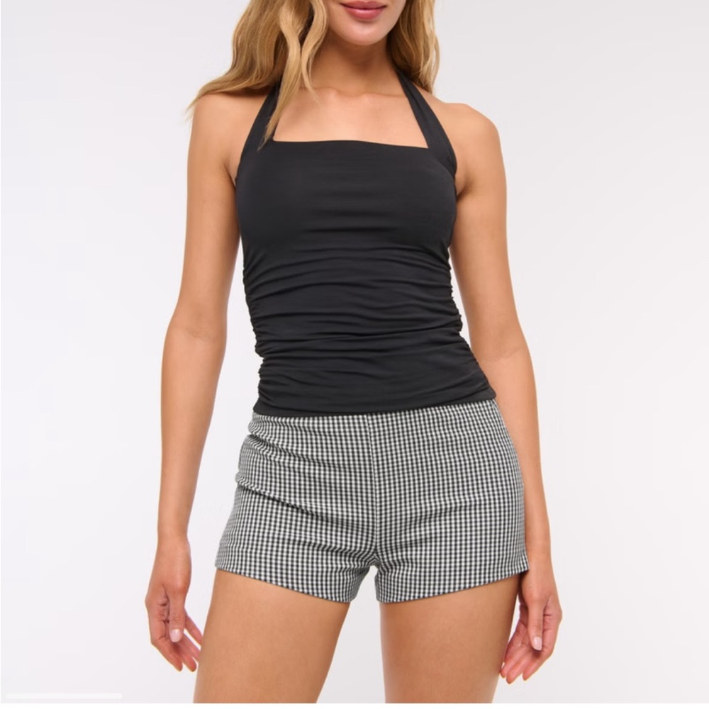 !!!ISO!!! Abercrombie & Fitch Stretch Gingham Microshorts Size 26